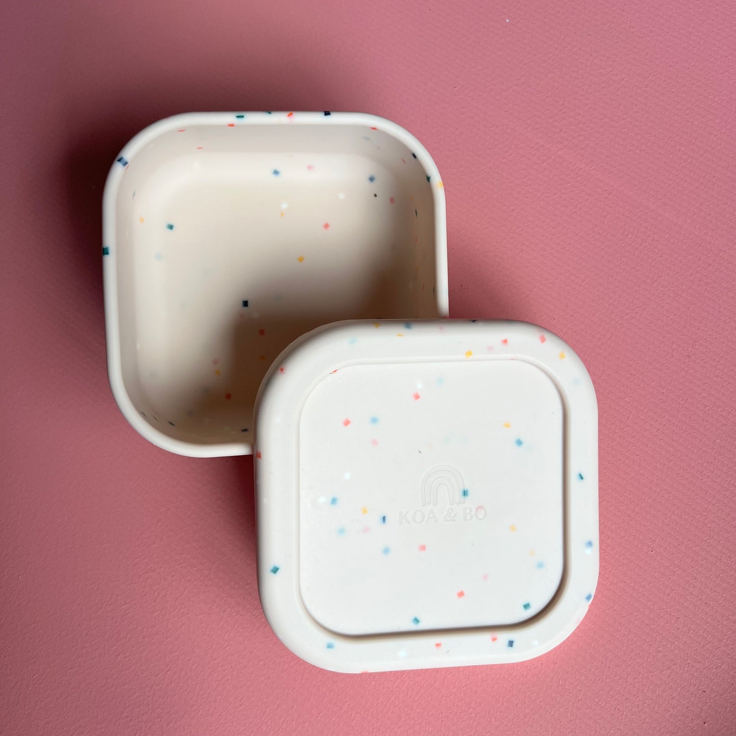 Mini speckle food storage container