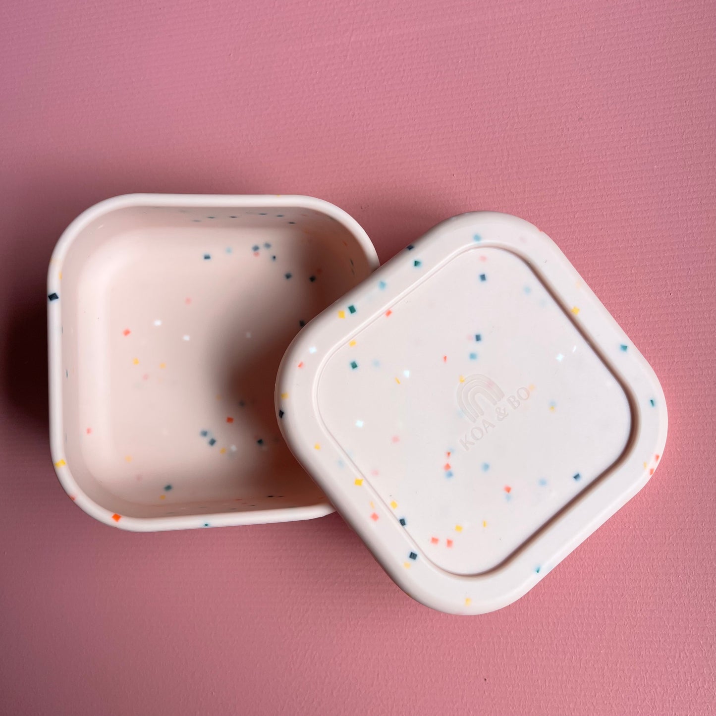 Mini speckle food storage container